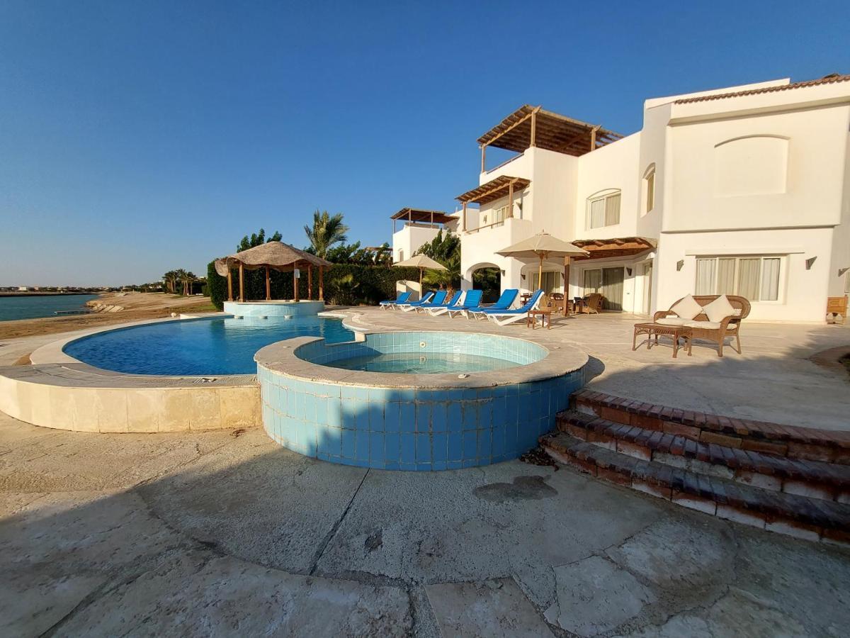 Willa White 6 Br-38-ph5 *